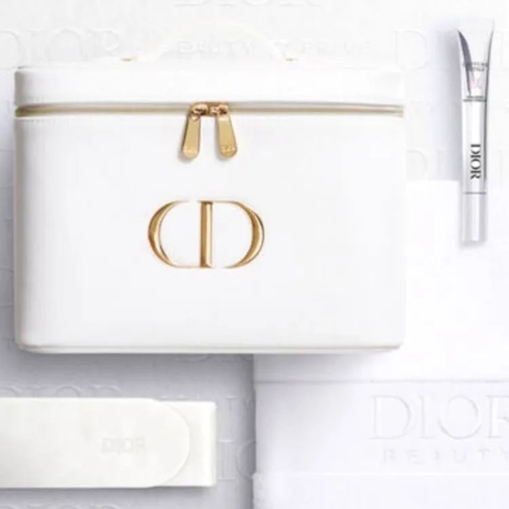 DIOR Lux Vanity Case platinum gift set with full size capture totale hyalushot